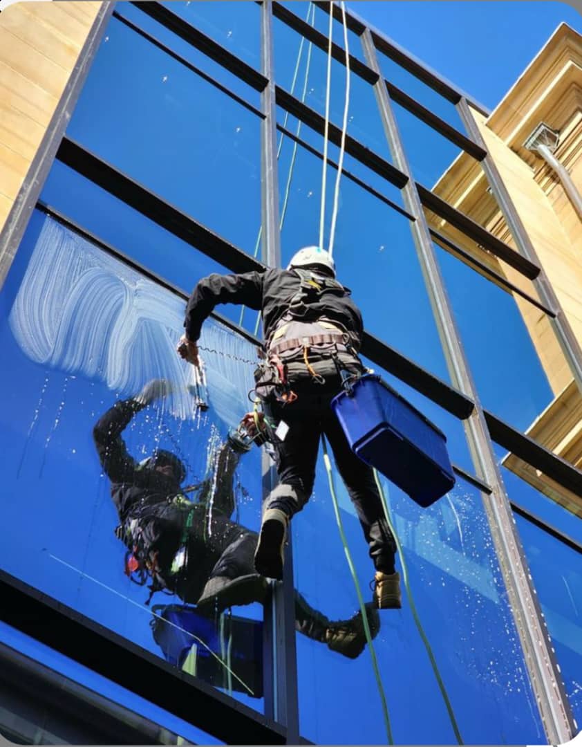 Residential & Commercial Cleaning